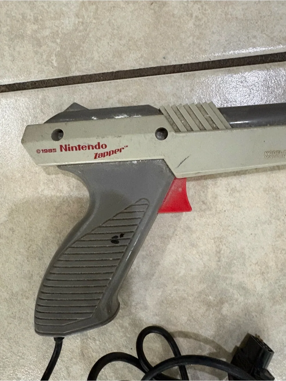 Nintendo Classic Light Gun in Gray and Red